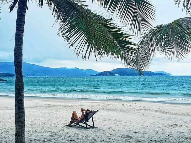 Bãi biển Nhũ Tiên - ảnh 5